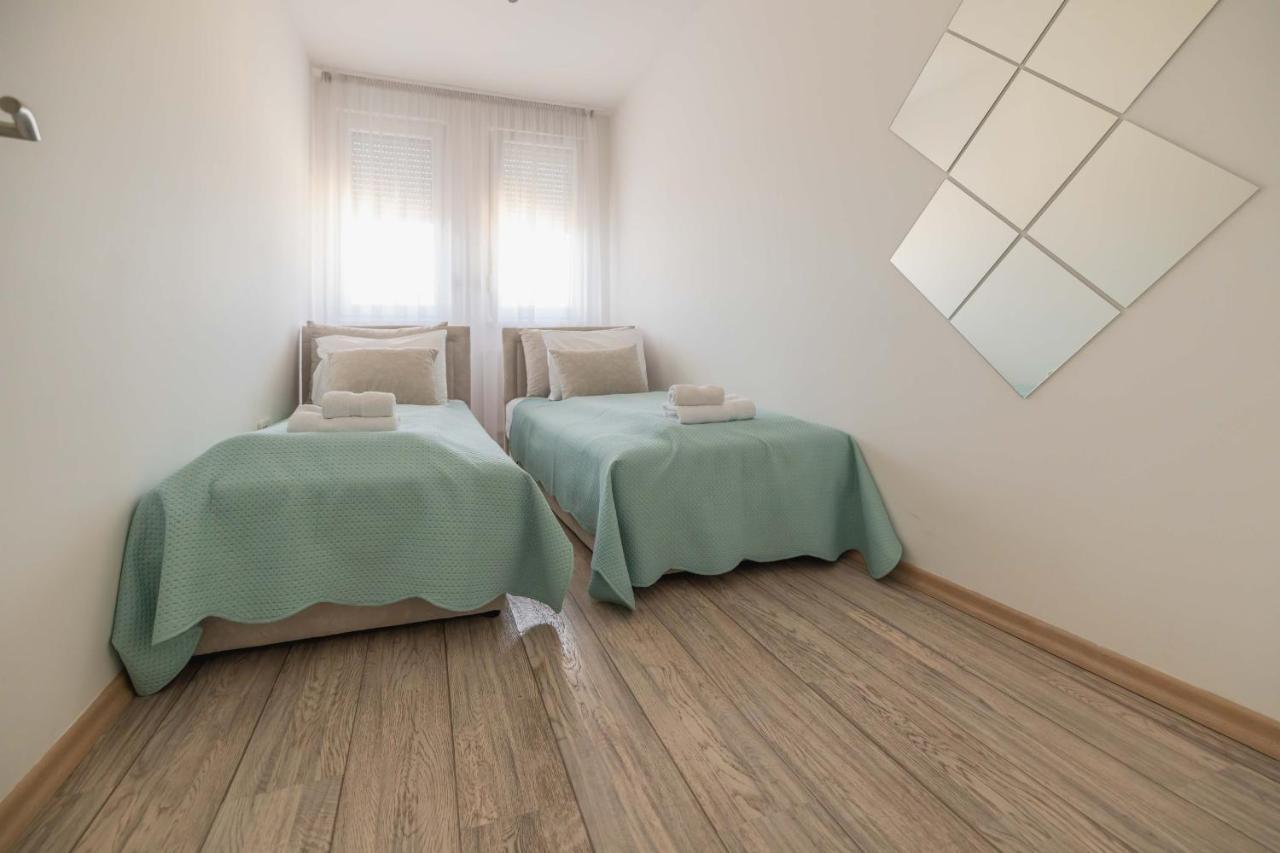 Bella Apartment Novi Sad Ngoại thất bức ảnh